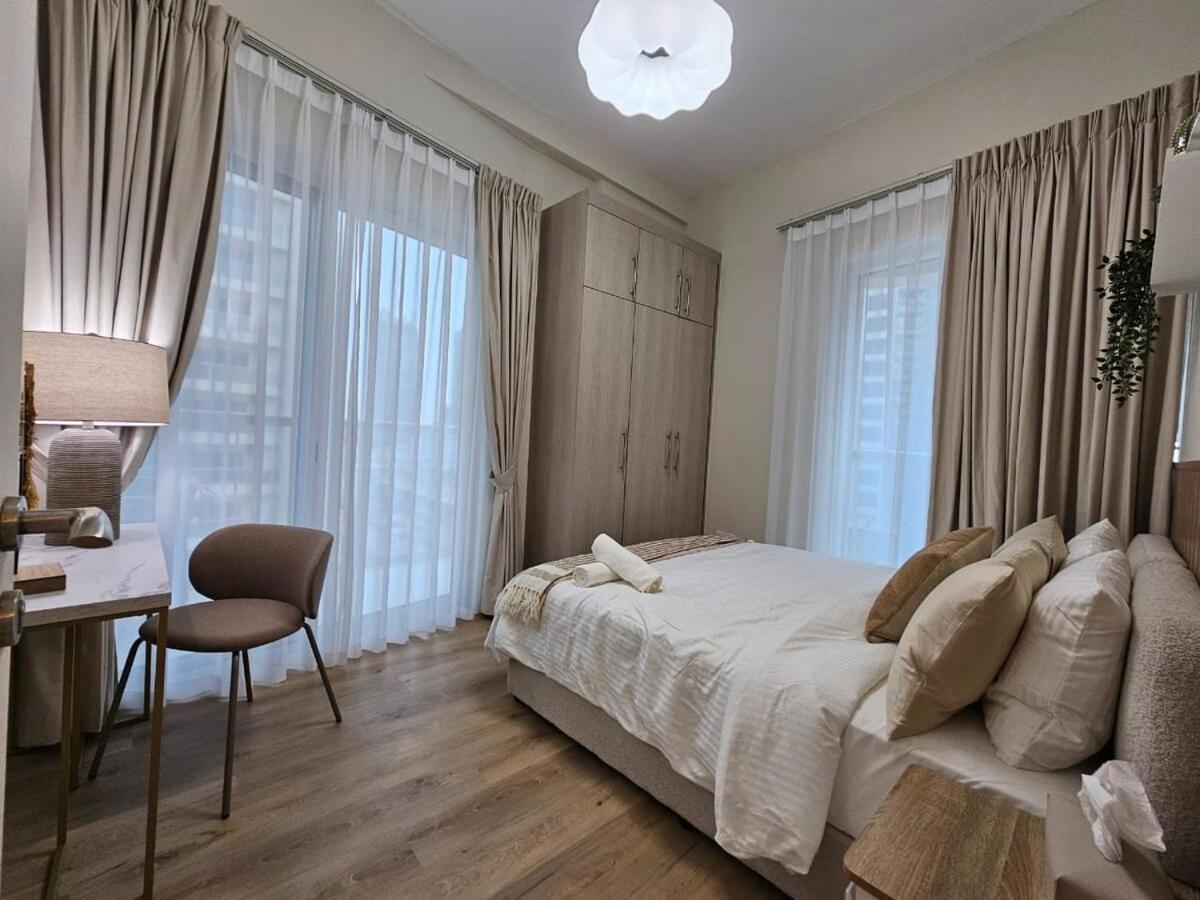 Luxury 1br By Marina Walk!