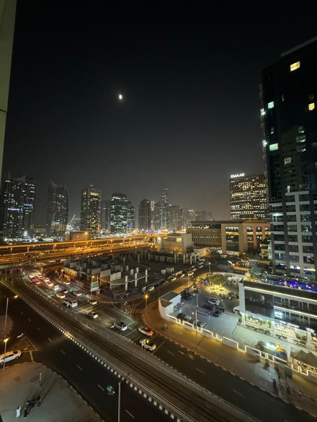 Luxury 1br By Marina Walk! * Dubai