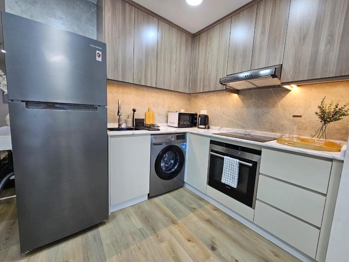 Luxury 1br By Marina Walk! * Dubai